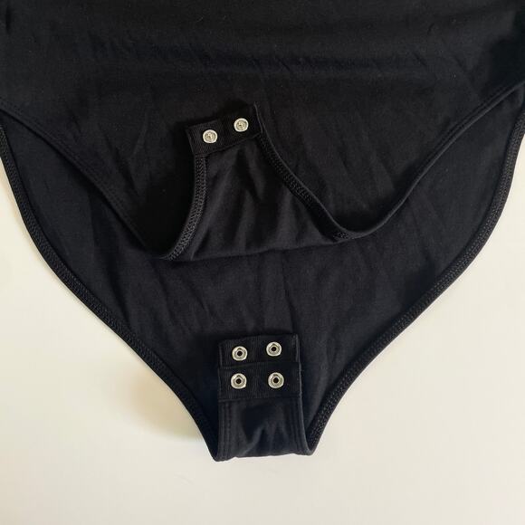 Old Navy Black Square Neck Women's Body Suit Medium NWT Cotton/Poly - Picture 4 of 12